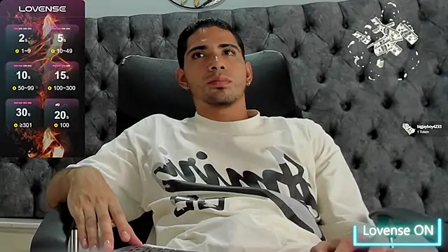 Snapshot of RYAN_PATERSON chatting on January 30, 2025, 7:48 pm RYAN PATERSON online show from January 30, 2025, 7:48 pm