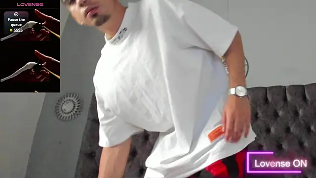 Snapshot of RYAN_PATERSON chatting on February 15, 2025, 7:50 pm RYAN PATERSON online show from February 15, 2025, 7:50 pm