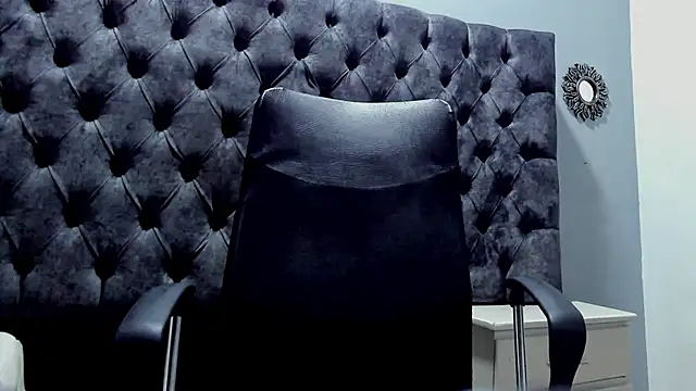 Snapshot of RYAN_PATERSON chatting on March 11, 2025, 1:37 am RYAN PATERSON online show from March 11, 2025, 1:37 am