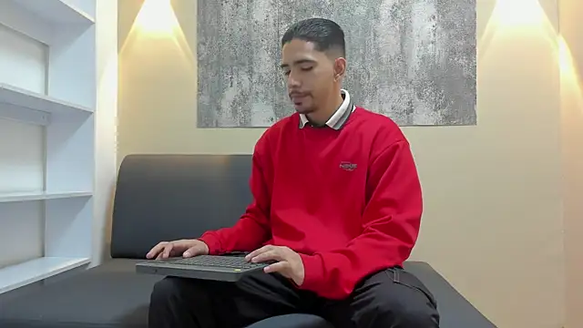 Snapshot of RYAN_PATERSON chatting on November 7, 2025, 12:49 pm RYAN PATERSON online show from November 7, 2025, 12:49 pm