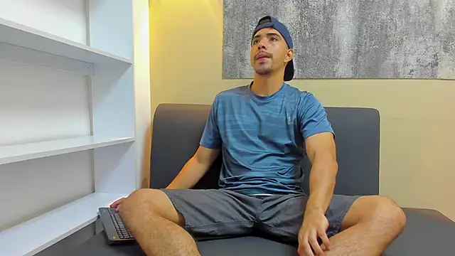 Snapshot of RYAN_PATERSON chatting on November 11, 2025, 12:49 pm RYAN PATERSON online show from November 11, 2025, 12:49 pm