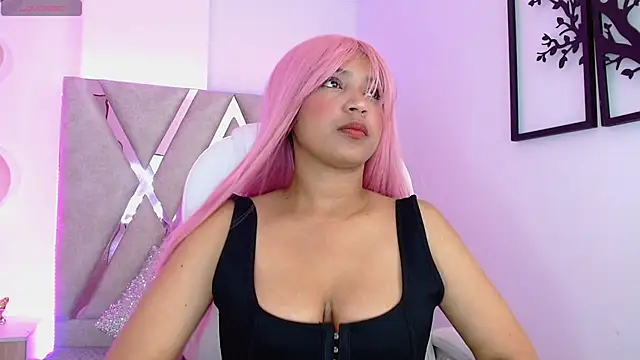 Snapshot of Sophia_waalker__1 chatting on January 19, 2025, 11:45 am Sophia waalker 1 online show from January 19, 2025, 11:45 am