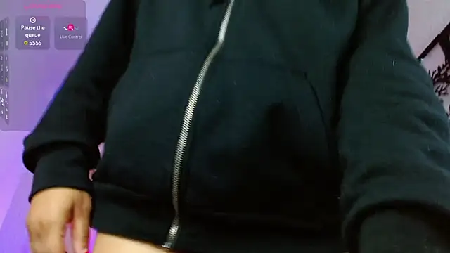 Snapshot of Sophia_waalker__1 chatting on January 30, 2025, 11:01 am Sophia waalker 1 online show from January 30, 2025, 11:01 am