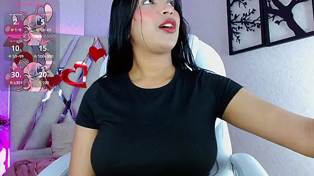 Snapshot of Sophia_waalker__1 chatting on March 5, 2025, 11:28 am Sophia waalker 1 online show from March 5, 2025, 11:28 am