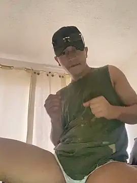 Snapshot of Diegosavage3 chatting on February 8, 2025, 8:42 pm Diegosavage3 online show from February 8, 2025, 8:42 pm