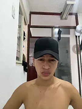 Snapshot of Diegosavage3 chatting on February 22, 2026, 4:16 pm Diegosavage3 online show from February 22, 2026, 4:16 pm