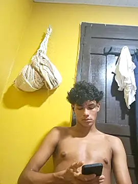 novinhopauzudo1000 online show from January 21, 2025, 6:33 am