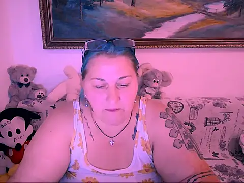 Snapshot of mayamayx chatting on September 19, 2025, 7:36 pm mayamayx online show from September 19, 2025, 7:36 pm