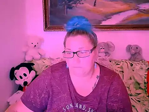 mayamayx online show from October 18, 2025, 7:25 pm