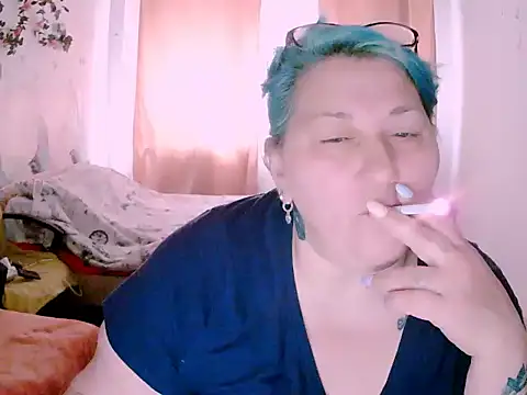 Snapshot of mayamayx chatting on May 17, 2026, 1:40 pm mayamayx online show from May 17, 2026, 1:40 pm