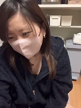 Snapshot of ran_xx_x chatting on February 27, 2025, 4:10 pm ran xx x online show from February 27, 2025, 4:10 pm