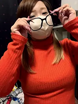 Snapshot of ran_xx_x chatting on October 7, 2025, 4:15 pm ran xx x online show from October 7, 2025, 4:15 pm