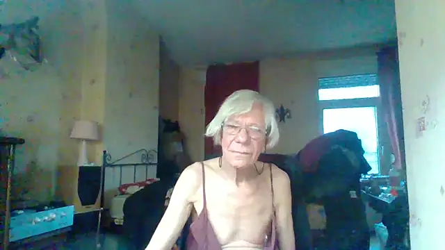 Snapshot of rosanetrav chatting on March 24, 2026, 5:56 am rosanetrav online show from March 24, 2026, 5:56 am