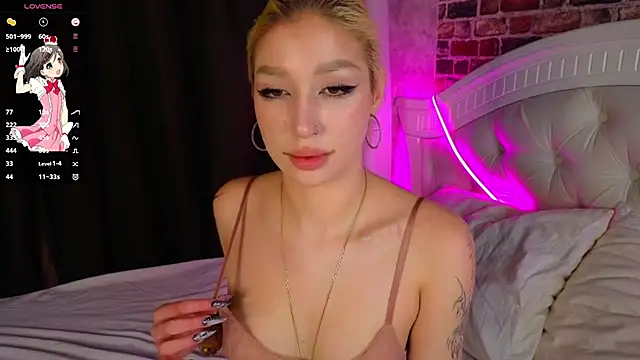 Snapshot of SallyCha chatting on October 10, 2025, 5:28 am SallyCha online show from October 10, 2025, 5:28 am