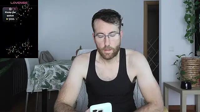 machohiberiko online show from November 25, 2025, 4:18 pm