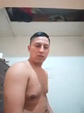 Snapshot of LuisMex1998 chatting on October 30, 2025, 10:38 am LuisMex1998 online show from October 30, 2025, 10:38 am