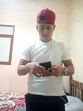 LuisMex1998 online show from November 24, 2025, 1:27 am