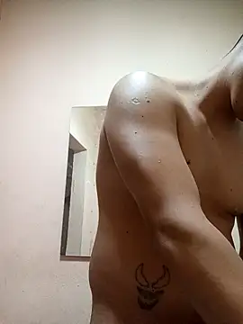 LuisMex1998 online show from March 4, 2026, 1:39 pm