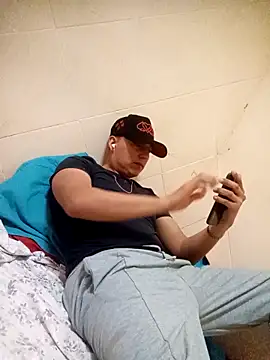 LuisMex1998 online show from March 16, 2026, 6:28 am