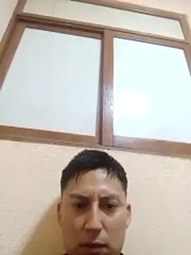 LuisMex1998 online show from April 5, 2026, 11:18 am