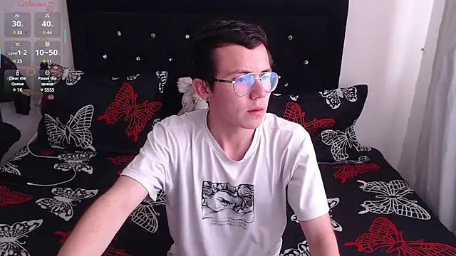 Tina 4 Charlie online show from March 6, 2025, 3:02 pm