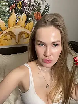 Snapshot of DianaShermy chatting on February 9, 2025, 3:45 pm DianaShermy online show from February 9, 2025, 3:45 pm