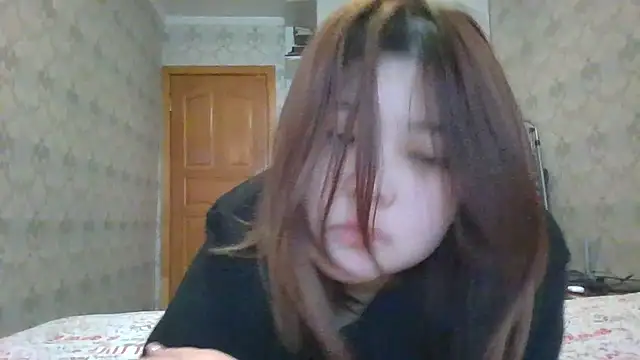 Snapshot of elysiann3 chatting on February 22, 2025, 7:34 am elysiann3 online show from February 22, 2025, 7:34 am