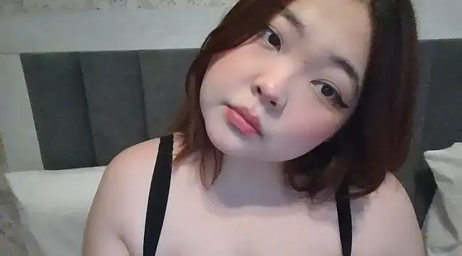 Snapshot of elysiann3 chatting on March 19, 2025, 12:12 pm elysiann3 online show from March 19, 2025, 12:12 pm