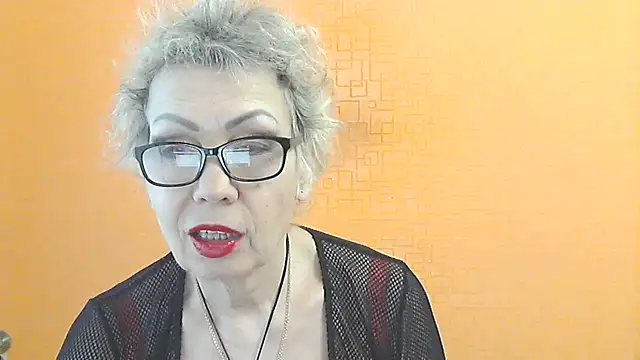 Snapshot of NessyJenixs chatting on February 17, 2026, 9:06 am NessyJenixs online show from February 17, 2026, 9:06 am