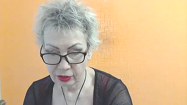 Snapshot of NessyJenixs chatting on February 24, 2026, 7:39 am NessyJenixs online show from February 24, 2026, 7:39 am