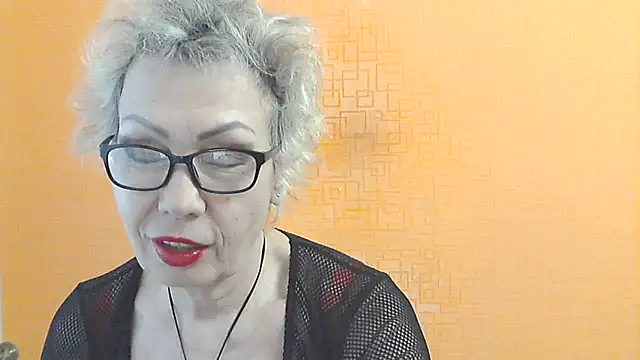 Snapshot of NessyJenixs chatting on February 25, 2026, 8:24 am NessyJenixs online show from February 25, 2026, 8:24 am