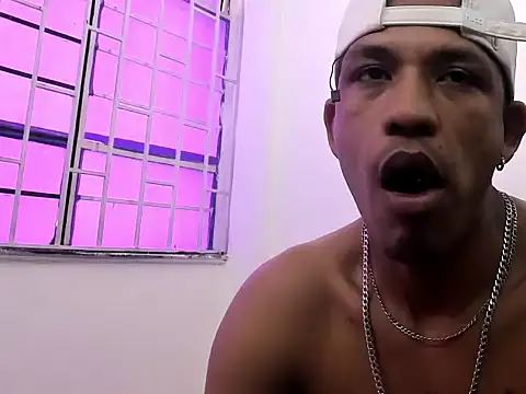 carlos alber12 online show from March 22, 2025, 3:20 pm