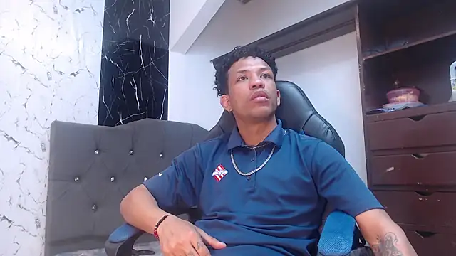 carlos alber12 online show from September 10, 2025, 6:52 pm