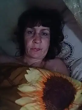Laura Kiss online show from May 27, 2026, 9:12 pm
