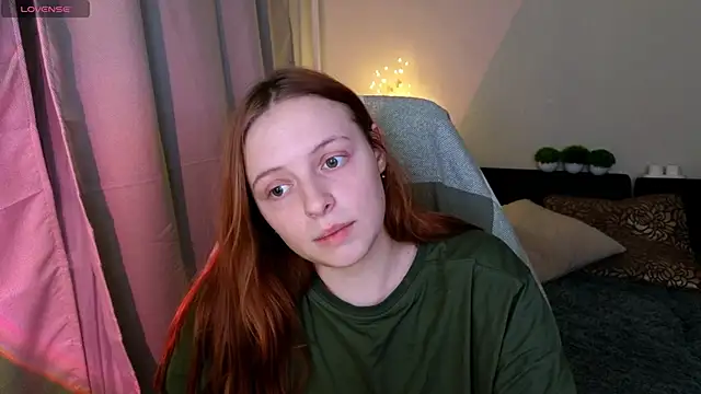 Snapshot of Hanna_melon chatting on January 31, 2025, 12:39 am Hanna melon online show from January 31, 2025, 12:39 am