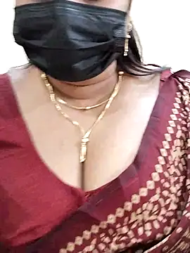 Snapshot of Queenflowerr chatting on February 25, 2025, 4:31 pm Queenflowerr online show from February 25, 2025, 4:31 pm