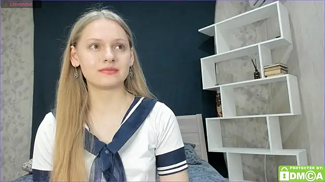 onelovelyalice online show from January 22, 2025, 5:49 pm