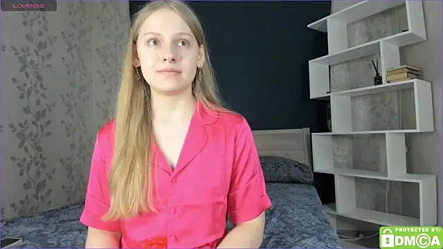 onelovelyalice online show from January 23, 2025, 9:07 pm