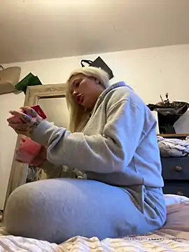 blissdimicco online show from March 3, 2025, 5:39 pm