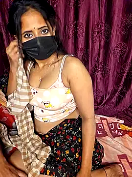 Hot honey77 online show from March 11, 2025, 5:46 pm