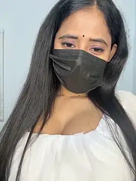 Hot honey77 online show from November 4, 2025, 4:50 pm