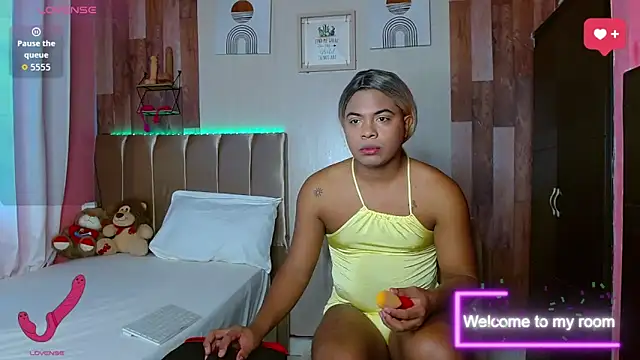 electrabrowns online show from October 29, 2025, 8:10 pm