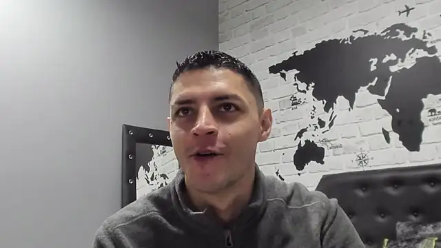 Frank Millers online show from November 29, 2025, 11:57 am