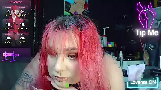 Snapshot of it_is_spicy chatting on November 28, 2025, 2:09 pm it is spicy online show from November 28, 2025, 2:09 pm