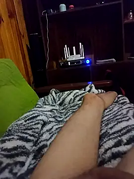 Snapshot of brennaboy chatting on February 3, 2026, 9:31 pm brennaboy online show from February 3, 2026, 9:31 pm