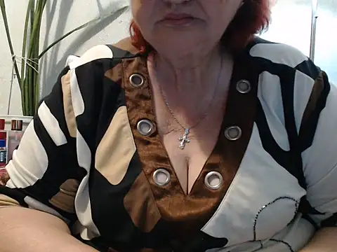 Snapshot of DeniseeRosea chatting on June 16, 2026, 10:45 pm DeniseeRosea online show from June 16, 2026, 10:45 pm
