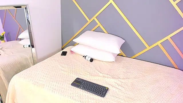 Snapshot of Alaia_Colins chatting on February 3, 2025, 8:35 am Alaia Colins online show from February 3, 2025, 8:35 am