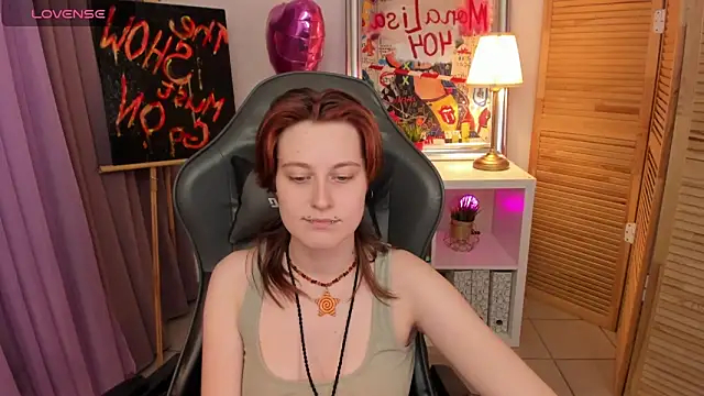 Snapshot of Jiffyyo chatting on February 12, 2025, 5:15 am Jiffyyo online show from February 12, 2025, 5:15 am