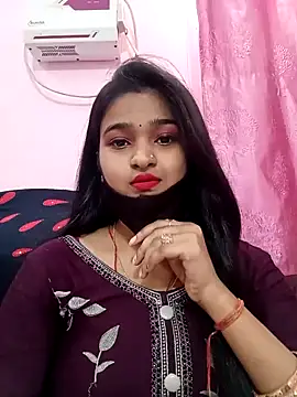 Snapshot of Simran-001 chatting on March 11, 2025, 6:43 am Simran-001 online show from March 11, 2025, 6:43 am