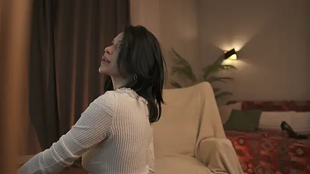 Sofa 01 online show from April 15, 2026, 3:30 pm